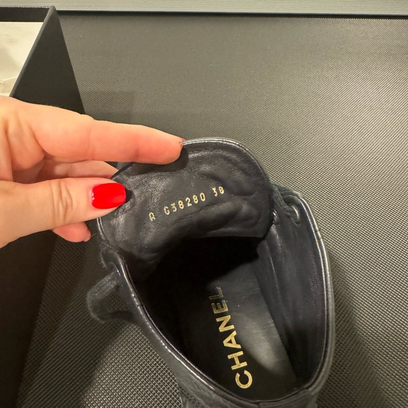 Chanel sneakers - Picture 6 of 7